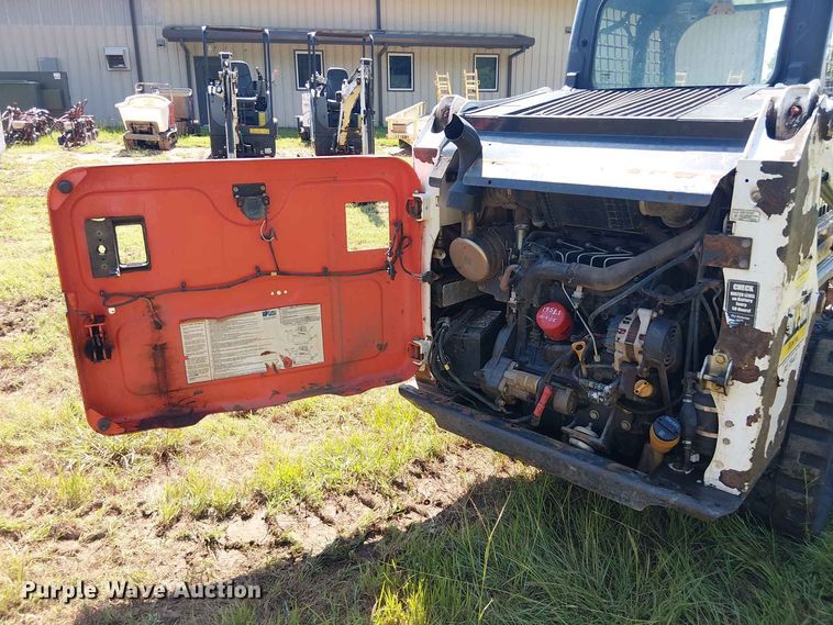 image for item EE1633 2018 Bobcat T450 tracked skid steer loader