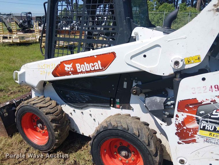 image for item EE1634 2022 Bobcat S64 skid steer loader