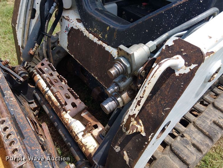 image for item EE1635 2019 Bobcat T450 tracked skid steer loader