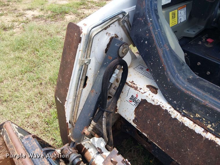 image for item EE1635 2019 Bobcat T450 tracked skid steer loader