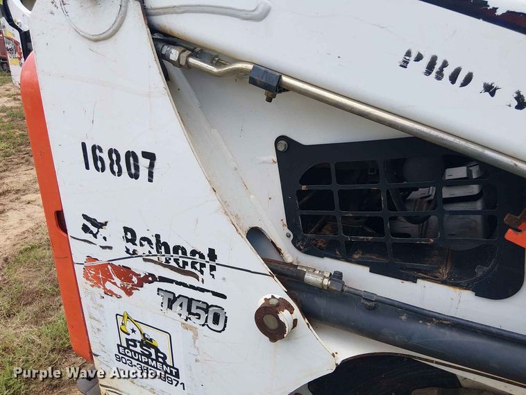 image for item EE1635 2019 Bobcat T450 tracked skid steer loader