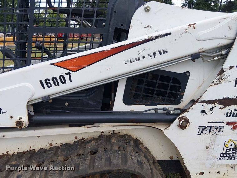 image for item EE1635 2019 Bobcat T450 tracked skid steer loader