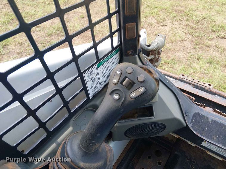 image for item EE1635 2019 Bobcat T450 tracked skid steer loader