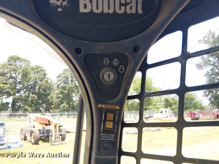 image for item EE1635 2019 Bobcat T450 tracked skid steer loader