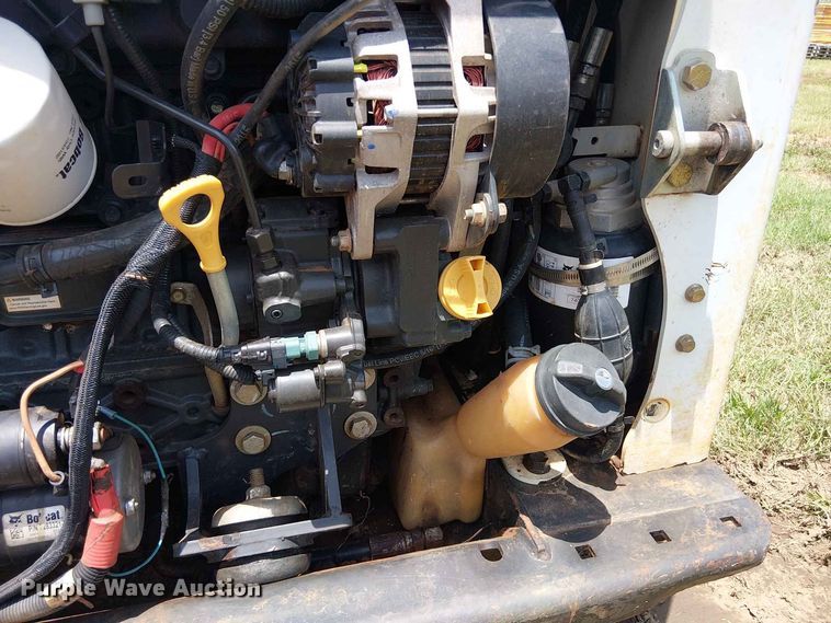 image for item EE1635 2019 Bobcat T450 tracked skid steer loader