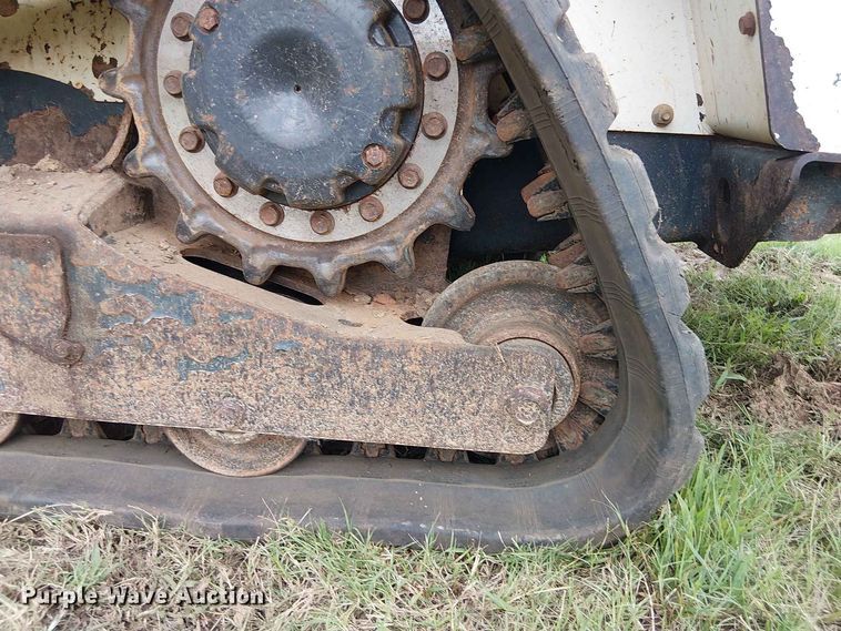 image for item EE1635 2019 Bobcat T450 tracked skid steer loader