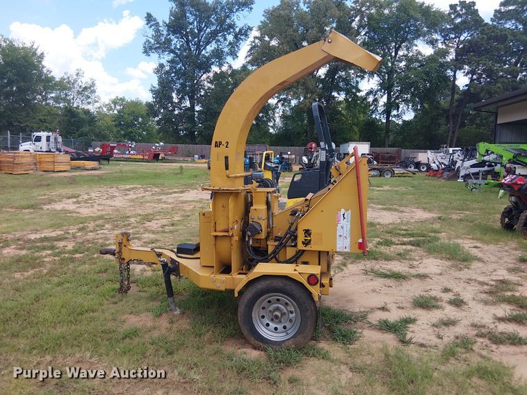 image for item EE1636 Rayco RC60 wood chipper