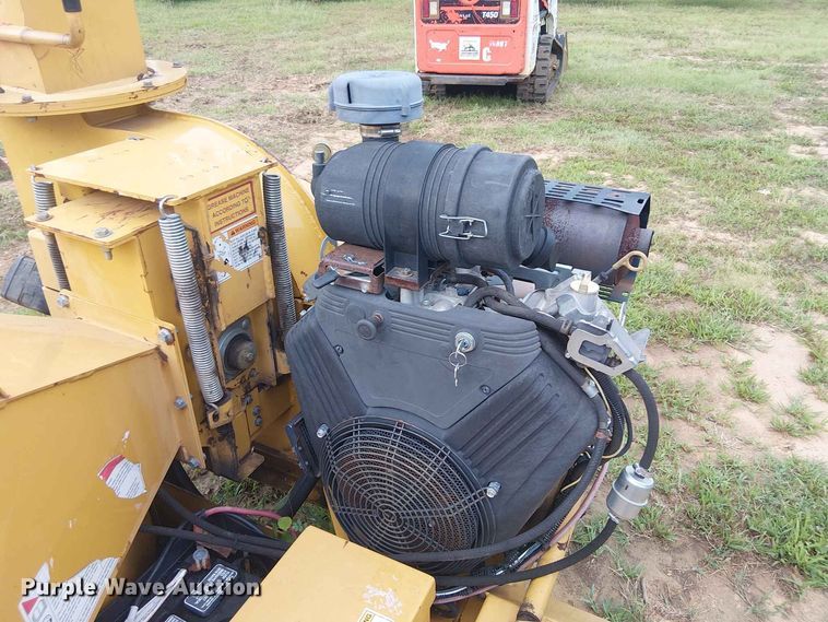 image for item EE1636 Rayco RC60 wood chipper