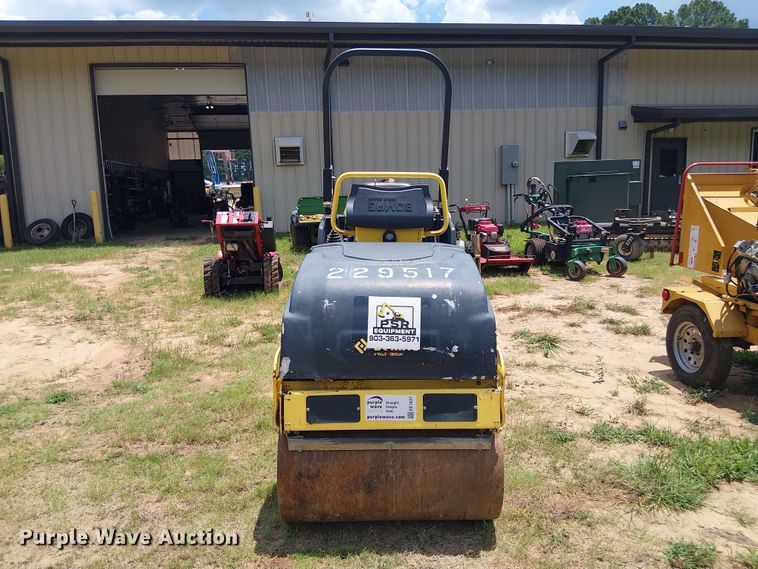 image for item EE1637 2019 Bomag 900-50 double drum vibratory roller