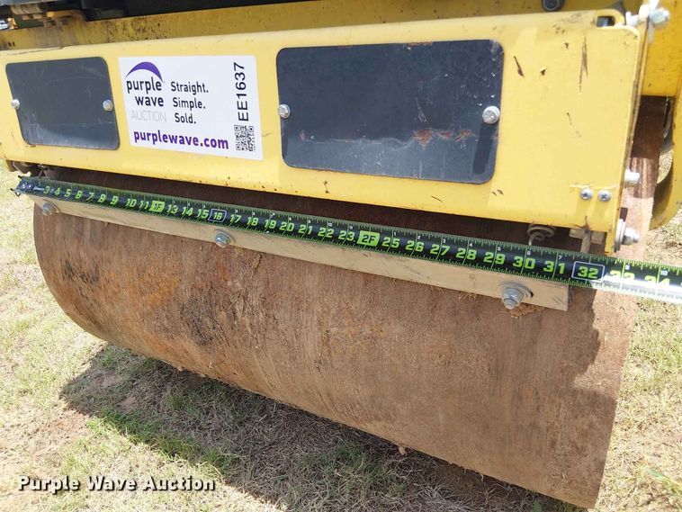 image for item EE1637 2019 Bomag 900-50 double drum vibratory roller