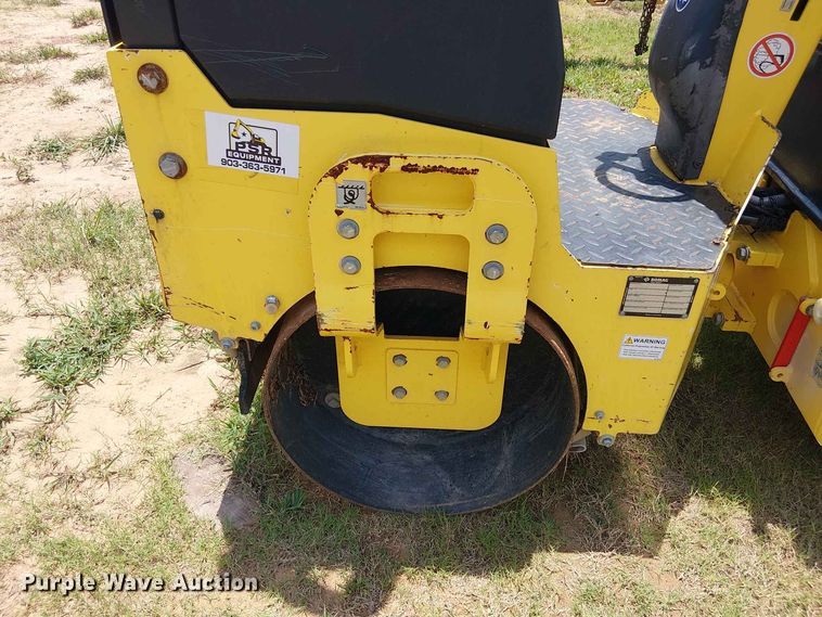 image for item EE1637 2019 Bomag 900-50 double drum vibratory roller