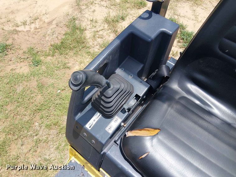image for item EE1637 2019 Bomag 900-50 double drum vibratory roller