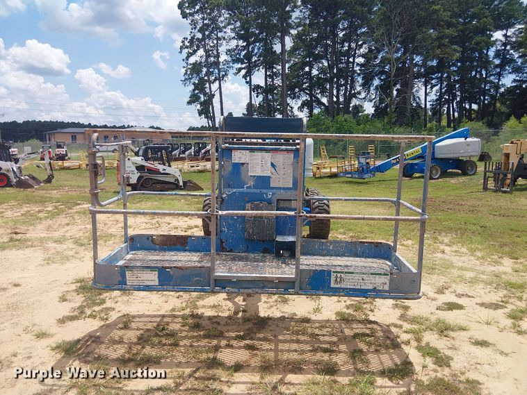 image for item EE1639 2016 Genie S-40 boom lift