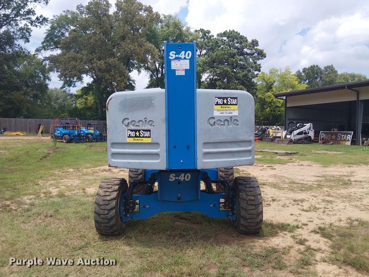 image for item EE1639 2016 Genie S-40 boom lift