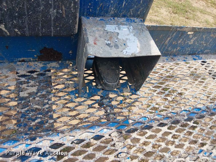 image for item EE1639 2016 Genie S-40 boom lift
