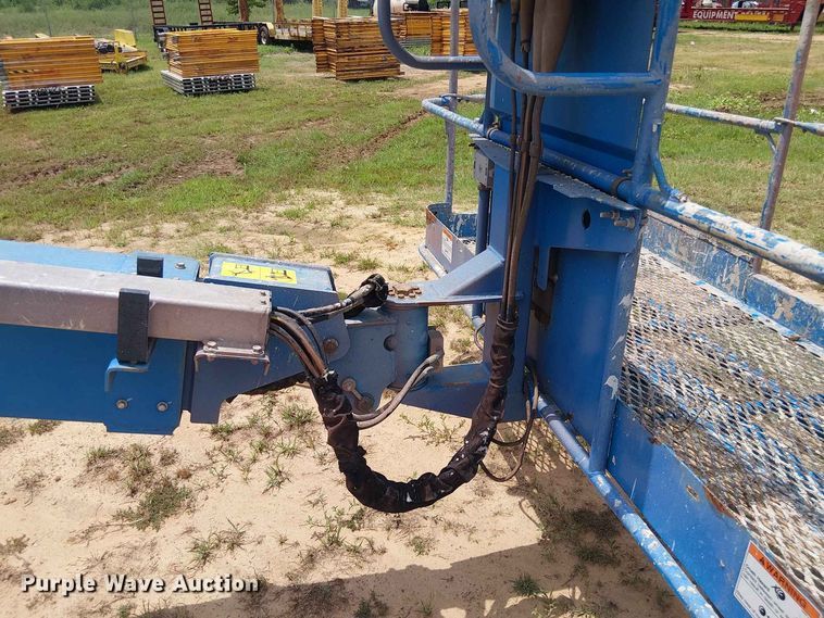 image for item EE1639 2016 Genie S-40 boom lift