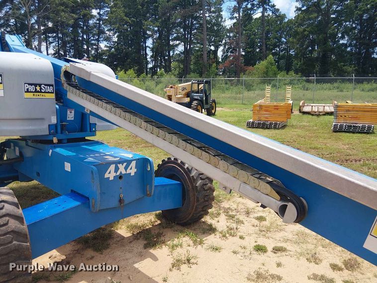 image for item EE1639 2016 Genie S-40 boom lift