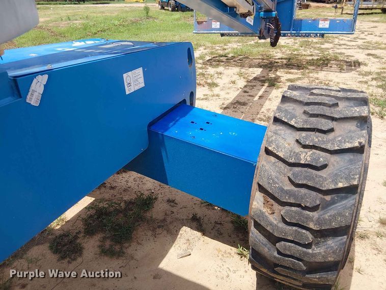 image for item EE1639 2016 Genie S-40 boom lift