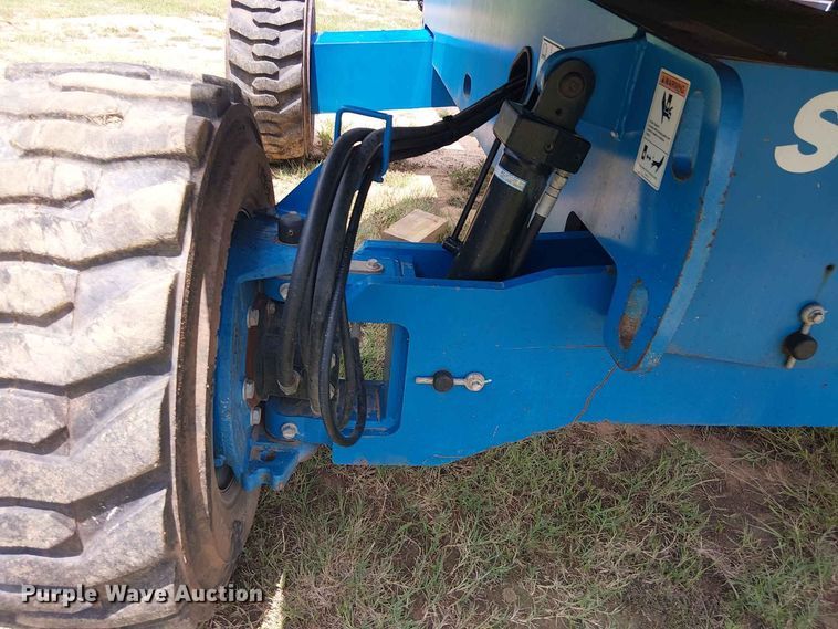 image for item EE1639 2016 Genie S-40 boom lift
