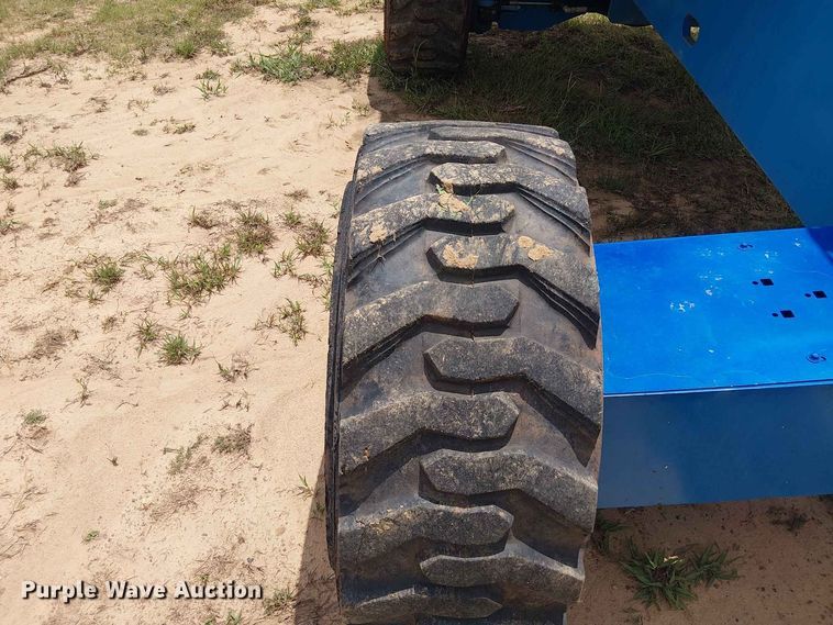 image for item EE1639 2016 Genie S-40 boom lift