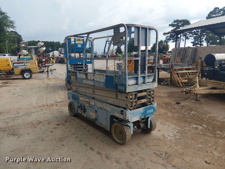 image for item EE1641 2015 Genie GS-2032 scissor lift