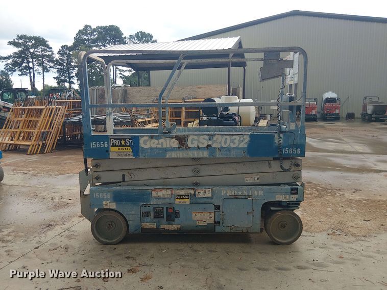 image for item EE1641 2015 Genie GS-2032 scissor lift