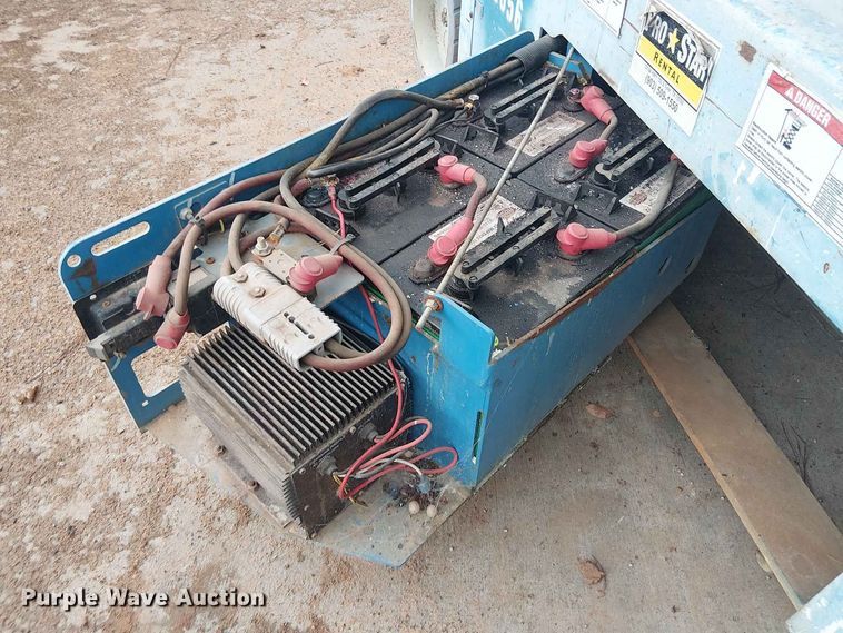 image for item EE1641 2015 Genie GS-2032 scissor lift