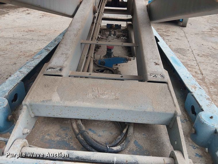 image for item EE1641 2015 Genie GS-2032 scissor lift