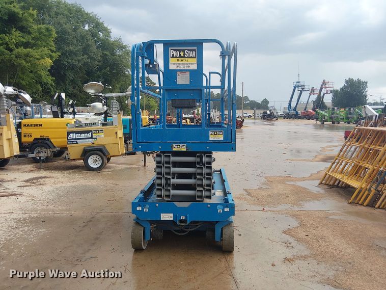 image for item EE1642 2019 Genie GS-3246 scissor lift