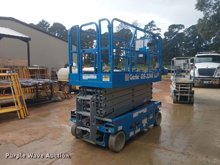 image for item EE1642 2019 Genie GS-3246 scissor lift