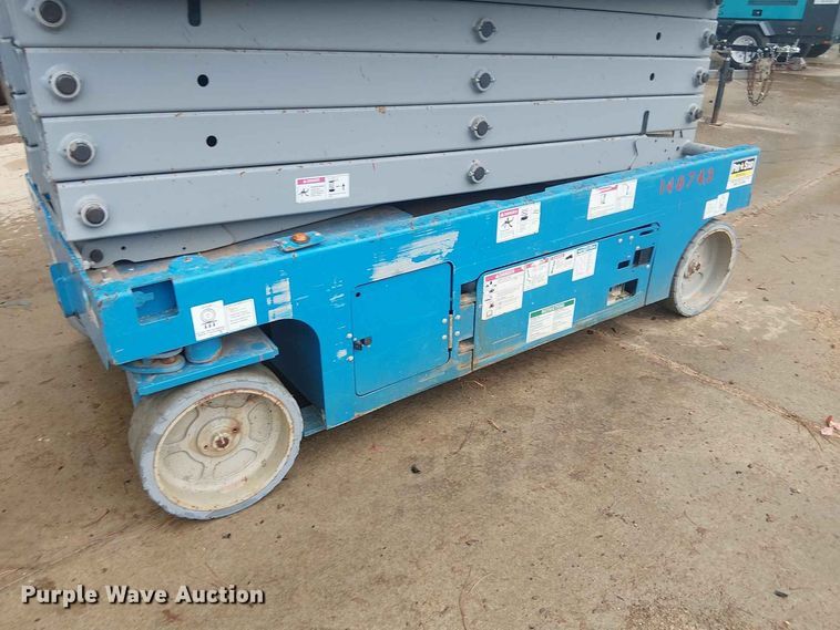 image for item EE1642 2019 Genie GS-3246 scissor lift