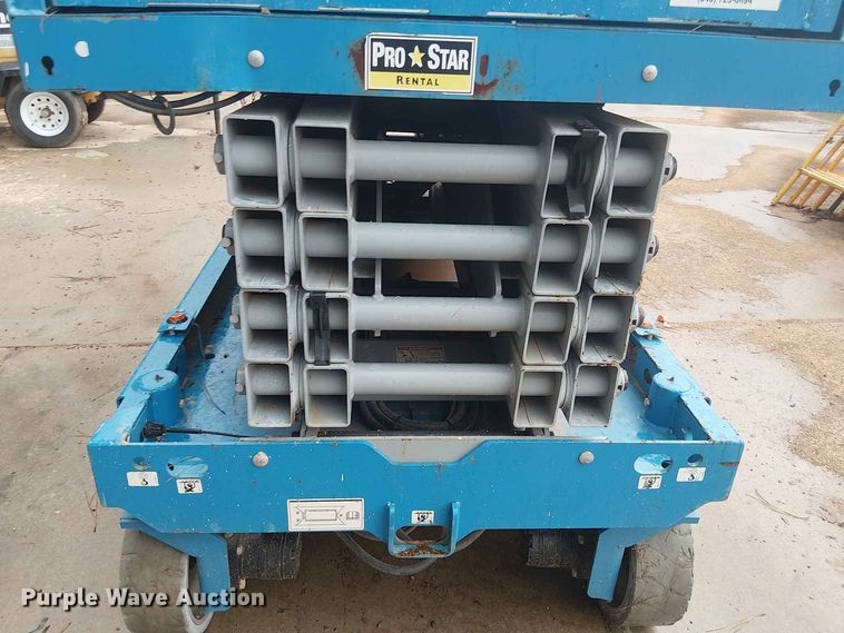 image for item EE1642 2019 Genie GS-3246 scissor lift