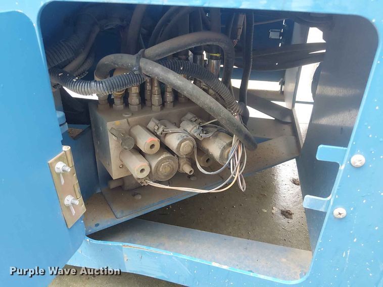 image for item EE1642 2019 Genie GS-3246 scissor lift