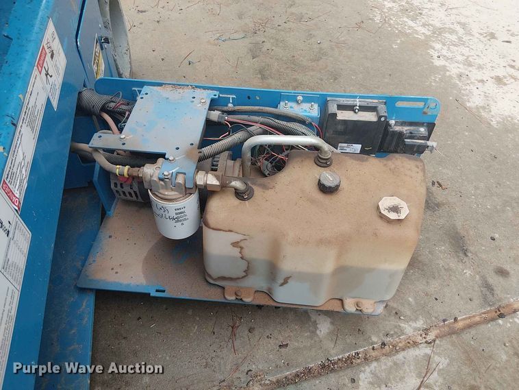 image for item EE1642 2019 Genie GS-3246 scissor lift