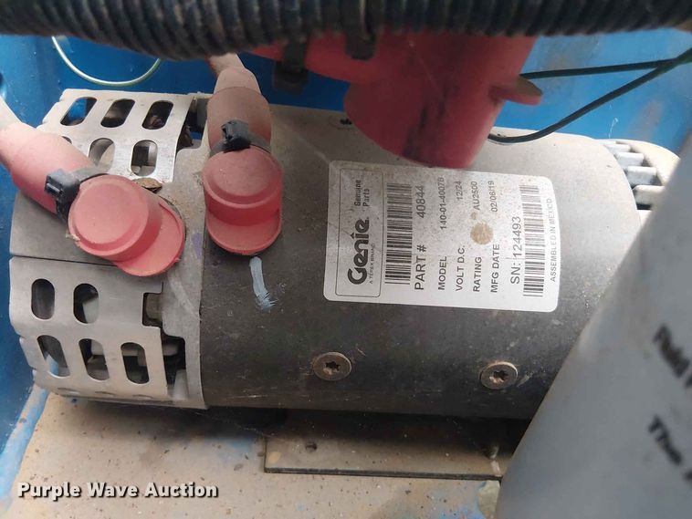 image for item EE1642 2019 Genie GS-3246 scissor lift