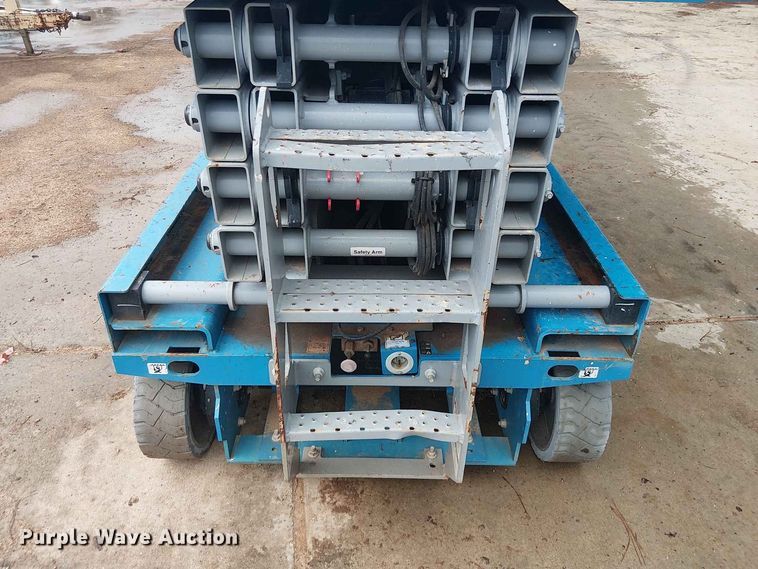 image for item EE1642 2019 Genie GS-3246 scissor lift
