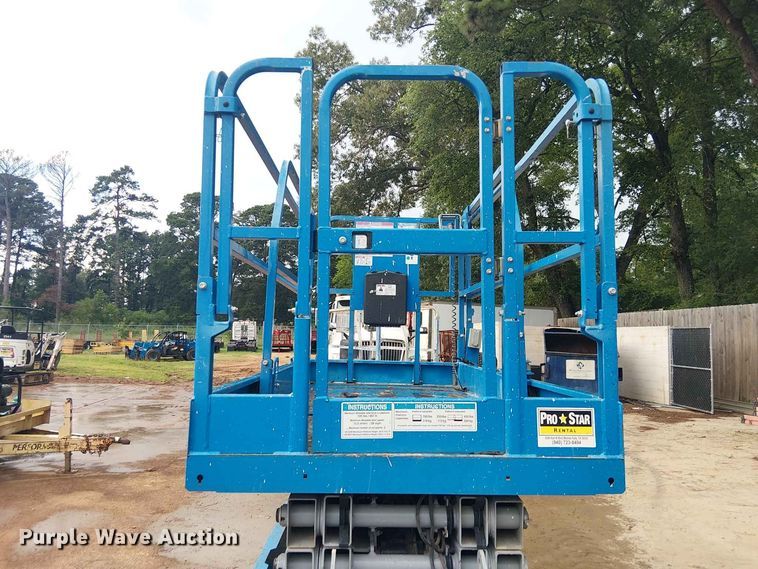 image for item EE1642 2019 Genie GS-3246 scissor lift