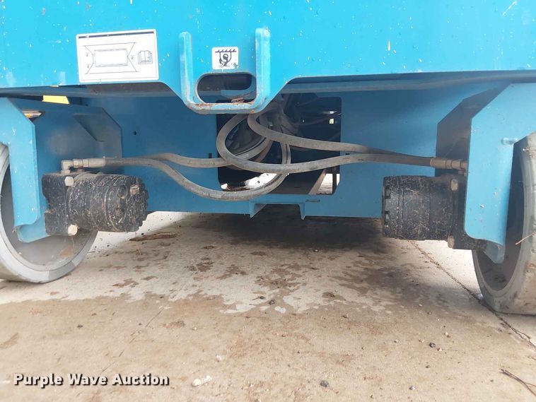 image for item EE1642 2019 Genie GS-3246 scissor lift