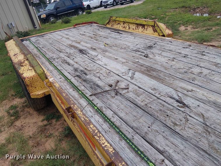 image for item EE1647 2020 Top Hat Utility Trailer utility trailer
