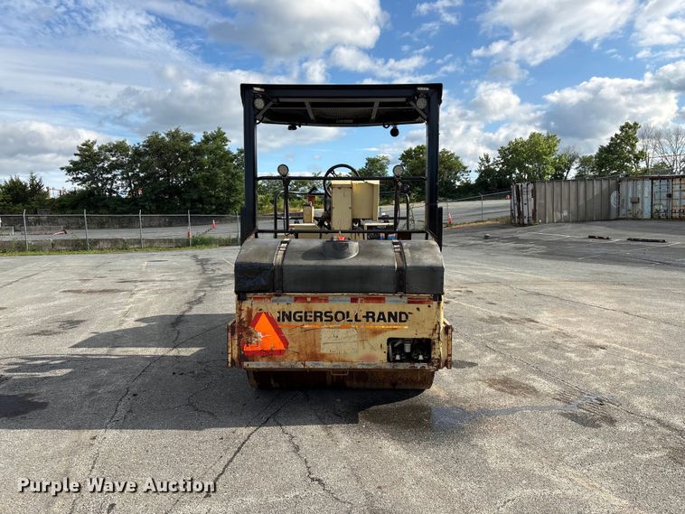 image for item EF1248 2000 Ingersoll Rand DD-90 double drum vibratory roller