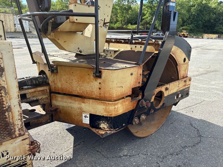 image for item EF1248 2000 Ingersoll Rand DD-90 double drum vibratory roller