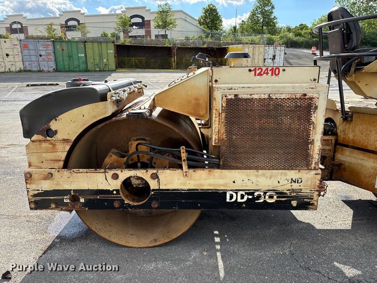 image for item EF1248 2000 Ingersoll Rand DD-90 double drum vibratory roller