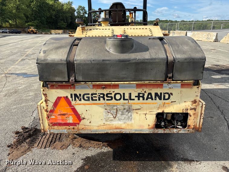 image for item EF1248 2000 Ingersoll Rand DD-90 double drum vibratory roller
