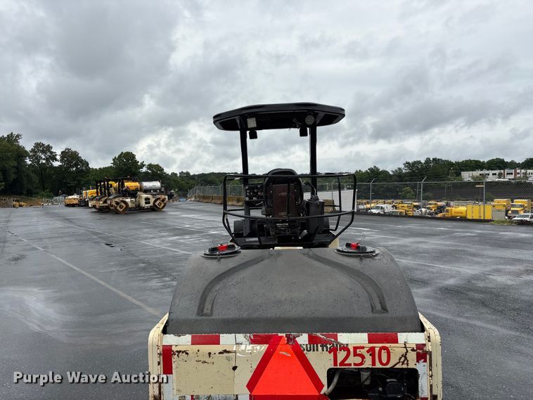 image for item EF1250 1998 Ingersoll Rand DD-70HF double drum vibratory roller