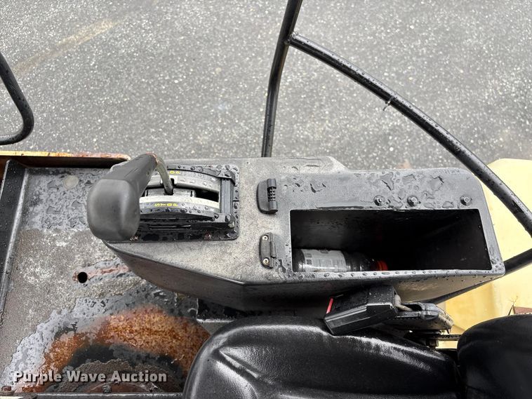 image for item EF1250 1998 Ingersoll Rand DD-70HF double drum vibratory roller