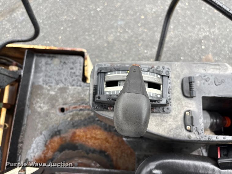 image for item EF1250 1998 Ingersoll Rand DD-70HF double drum vibratory roller