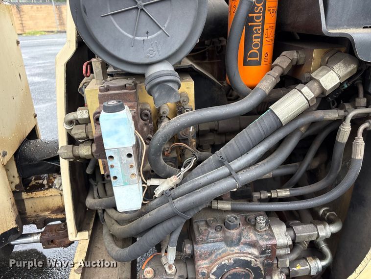 image for item EF1250 1998 Ingersoll Rand DD-70HF double drum vibratory roller