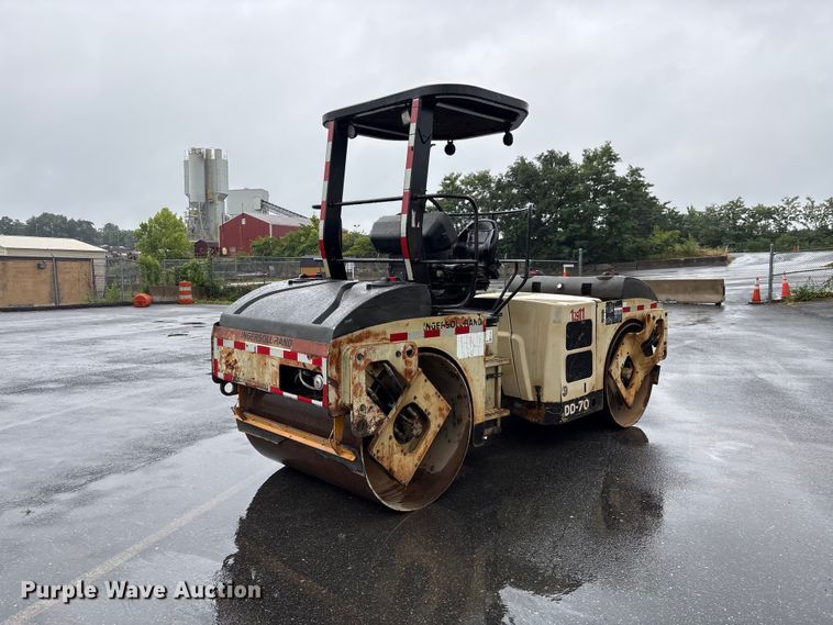 image for item EF1251 1998 Ingersoll Rand DD-70 double drum vibratory roller