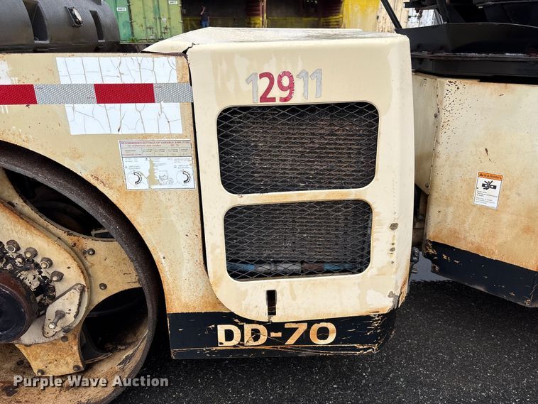 image for item EF1251 1998 Ingersoll Rand DD-70 double drum vibratory roller