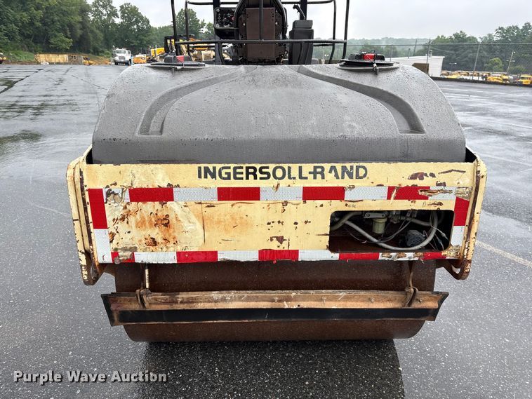 image for item EF1251 1998 Ingersoll Rand DD-70 double drum vibratory roller